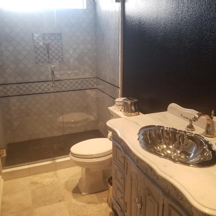 Professional plumbing work and bathroom remodeling in Washington